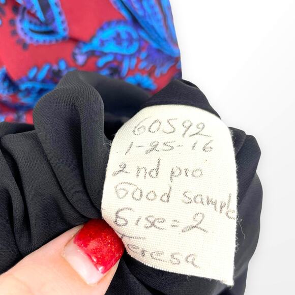 LAGENCE Red Blue Paisley Surplice Sleeveless Midi Dress - Picture 6 of 12